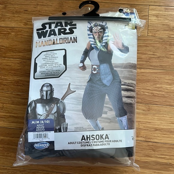 jazwares Other Nwt Jazwares Ahsoka Tano Adult Costume Size M Poshmark